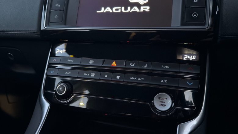 Jaguar XE 2.0 [250] Portfolio 4dr Auto Petrol Saloon